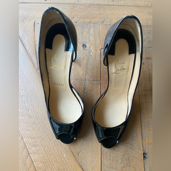 CHRISTIAN LOUBOUTIN Patent Peep Toe D’orsay Heel - Picture 2 of 7